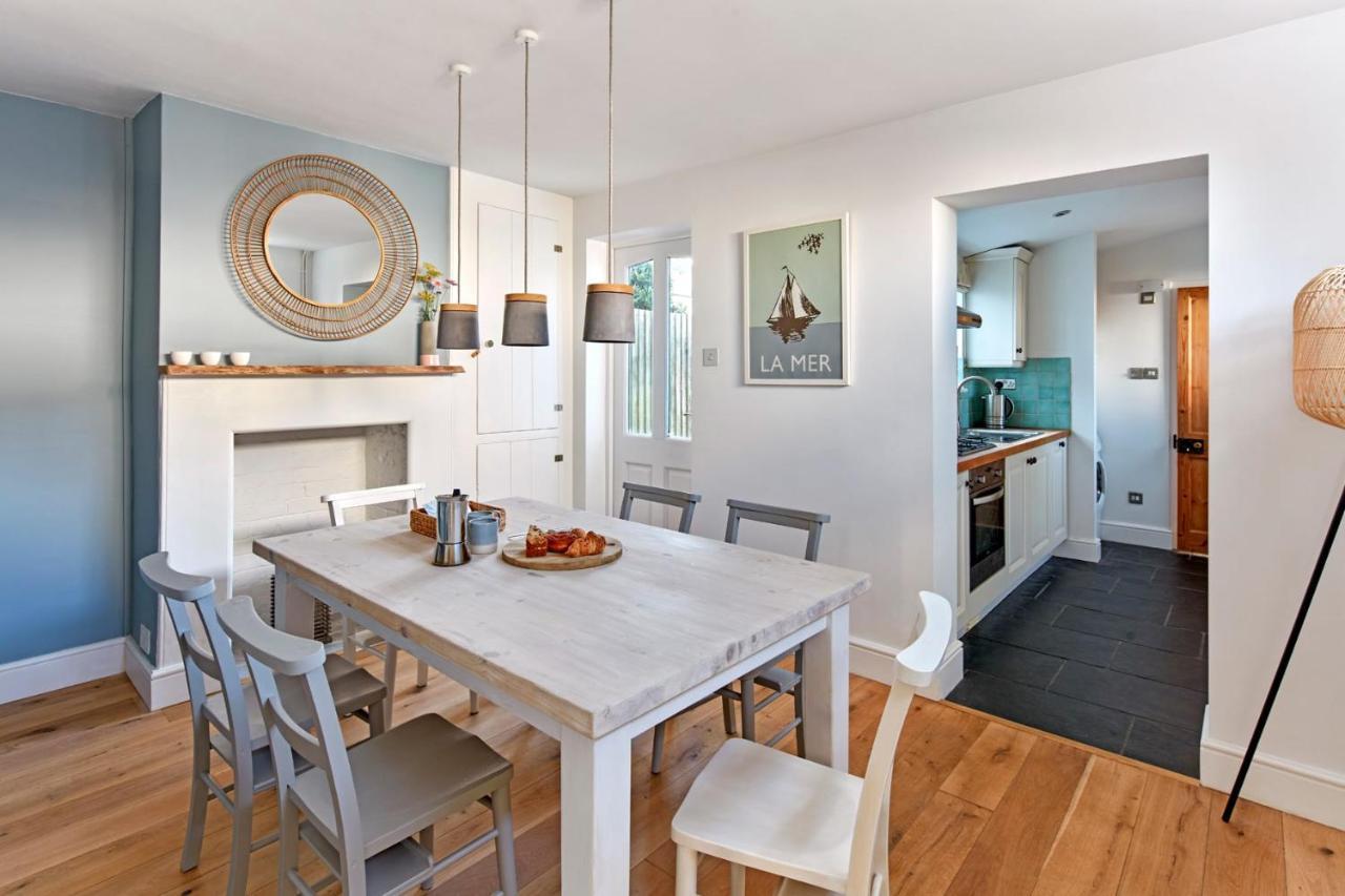 A Cool Coastal Retreat On Kingsdown Beach - The White House Villa Deal Eksteriør bilde